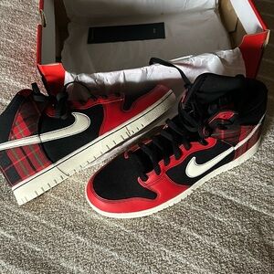 Plaid Nike men’s shoes